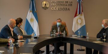 Schiaretti habló con empresarios sobre la institucionalidad del país