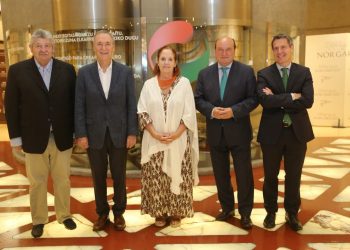 Schiaretti y Vigo visitaron la histórica localidad de Gernika