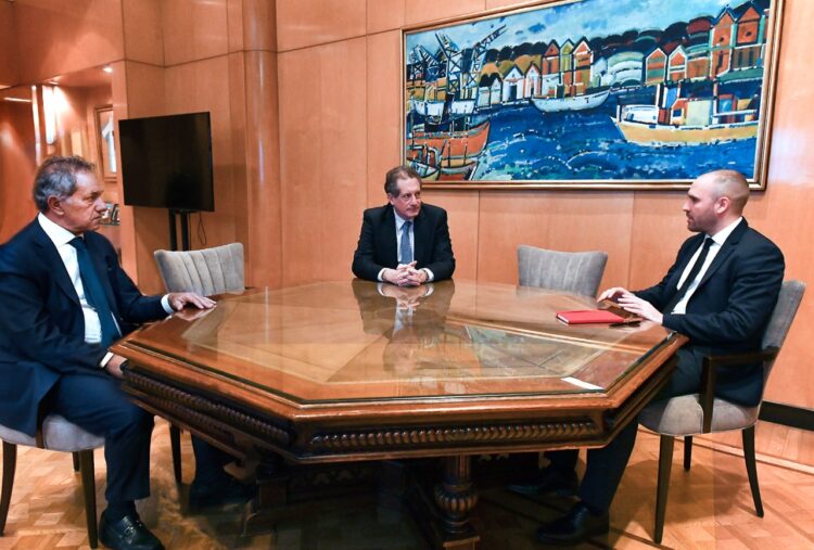 Scioli desembarca en el Gabinete con el foco puesto en "mostrar gestión" y descomprimir la interna