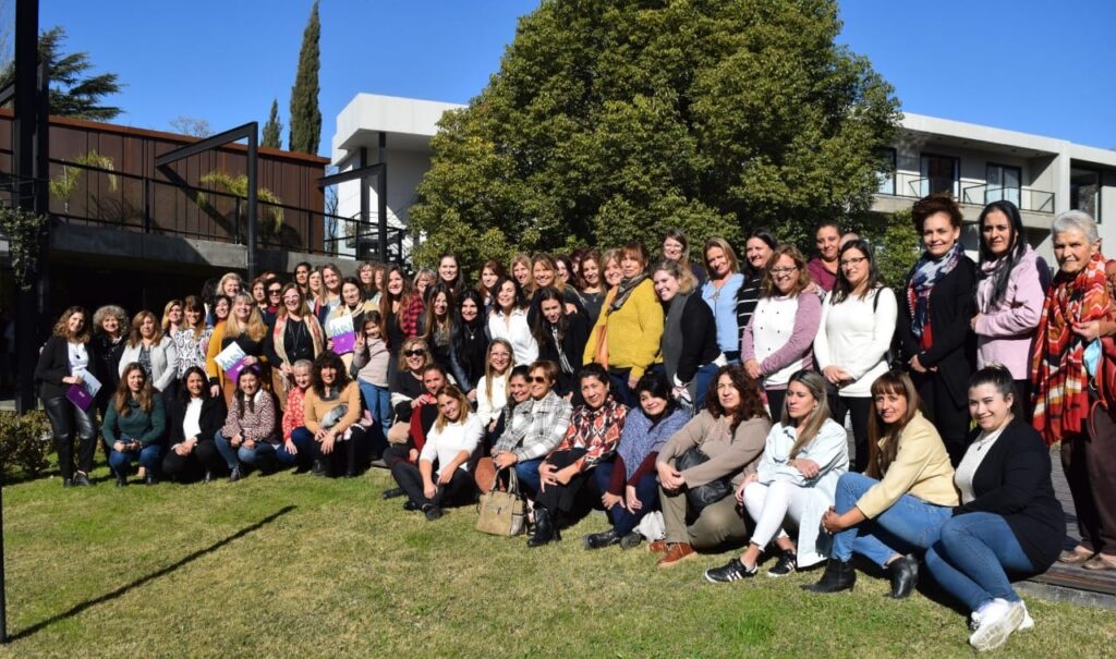 Se relanzaron los talleres presenciales de "Lideresas"