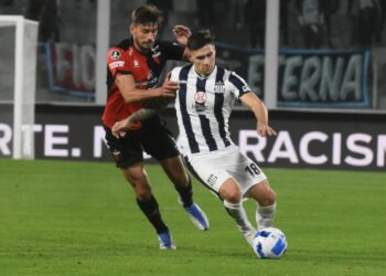 Talleres rescató un empate ante Colón