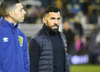 Piden aclarar la situación de Tevez