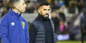 Piden aclarar la situación de Tevez