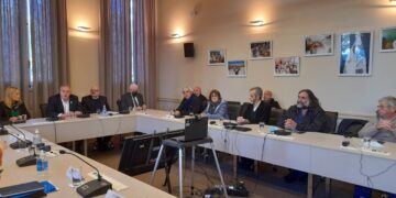 Los docentes de Córdoba irán por una suba salarial del 70%