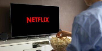 Netflix anunció que compartir cuentas tendrá un costo extra