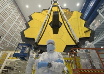 La NASA: El telescopio James Webb fue impactado por una roca espacial pero seguirá sacando fotos