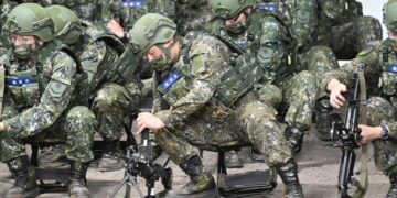 Taiwán prepara sus defensas ante un posible ataque chino