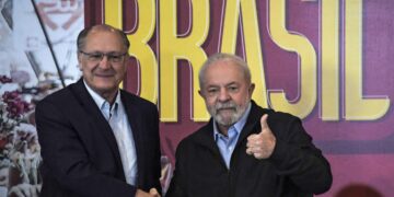 Lula formalizó su sexta candidatura presidencial para Brasil