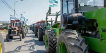 Comienza el paro del campo y cesa la comercialización de granos