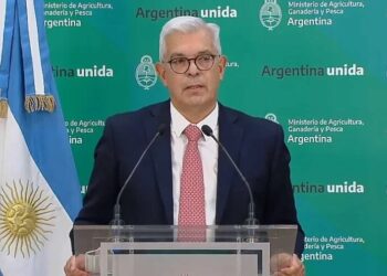 Julián Domínguez pidió que el campo liquide y aseguró que «no va a haber devaluación ni baja de retenciones»