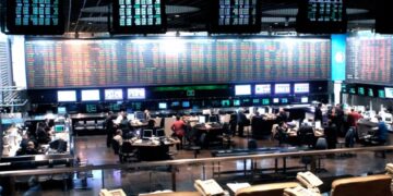Los bonos en dólares subieron hasta 7% y ADRs argentinas en Wall Street ganaron más de 37%