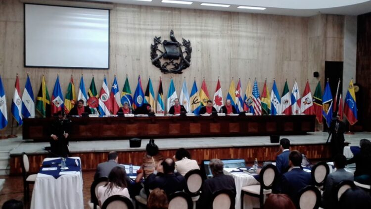 Argentina se involucra en causas judiciales contra represores en el exterior