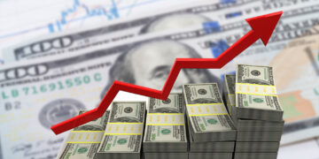 El dólar blue acumula un baja de $10 y el riesgo país llega a sus máximos históricos