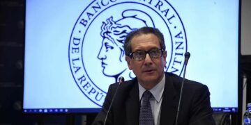 El presidente del BCRA afirmó que las reservas «son suficientes» y que la Argentina tiene «un futuro cierto»