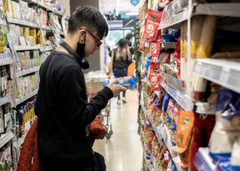 La inflación de junio fue del 5,3% y la interanual es del 64%