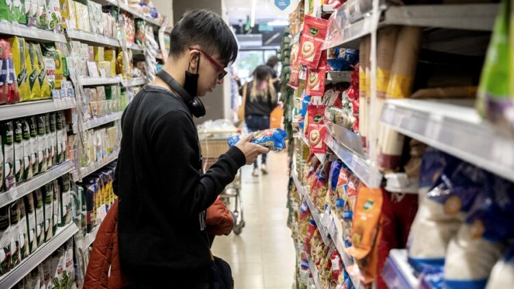 La inflación de junio fue del 5,3% y la interanual es del 64%