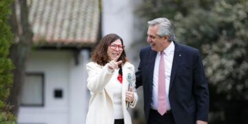 Primera foto conjunta de Fernández y su nueva ministra de Economía