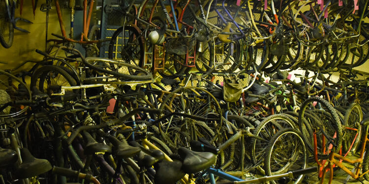 Desde la cárcel, acondicionan bicicletas que serán parte de un nuevo transporte público en Córdoba