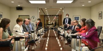 El FMI mantiene las proyecciones de crecimiento de Argentina en 4% pero reduce las mundiales