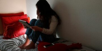 Veinte años de prisión por violar a una adolescente, grabarla y amenazarla con difundir el video en redes