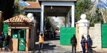 Álgidas negociaciones (y a contrarreloj) en Olivos para definir el futuro Gabinete