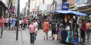 Así funcionará el comercio durante los feriados del 6 y 9 de Julio