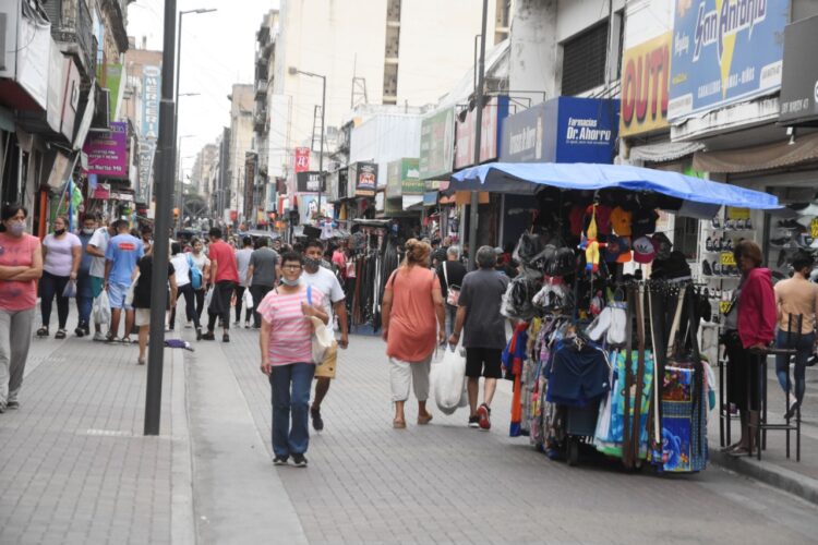 Así funcionará el comercio durante los feriados del 6 y 9 de Julio