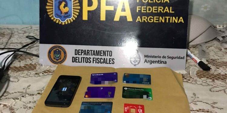 Desarticulan una banda dedicada a realizar estafas telefónicas desde la cárcel de San Francisco