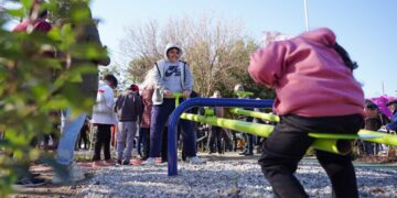 Se inauguró una nueva plaza en barrio Villa Adela
