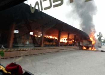 Bomberos logran contener exitosamente un incendio en una planta de gas de El Quebrachal