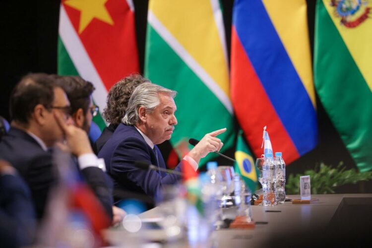 Alberto Fernández: "Debemos hacer fuerte al Mercosur"