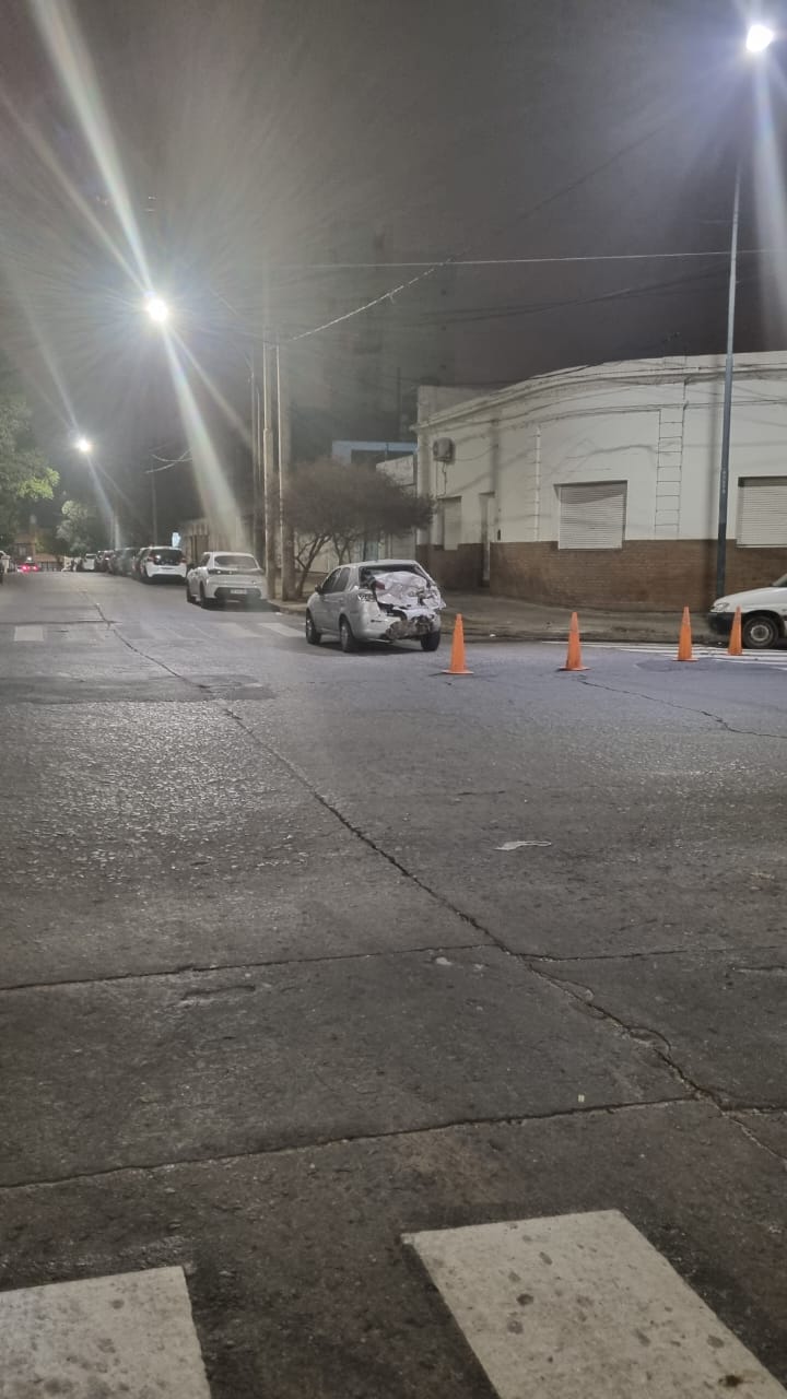 Robo, persecución y choque de película en General Paz