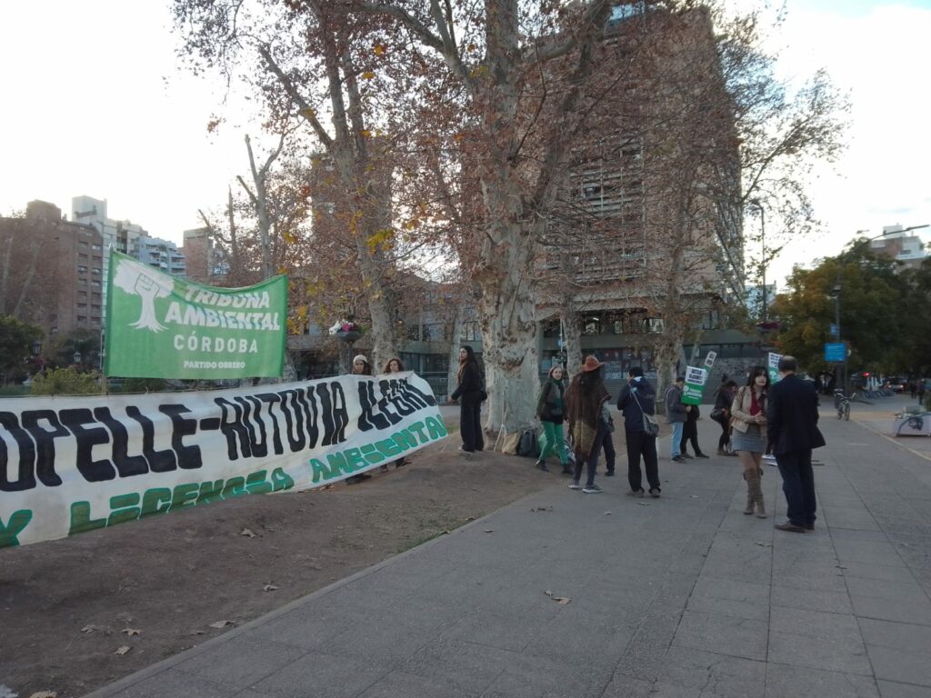 Distintas organizaciones se movilizan en Tribunales por demoras en causas ambientales