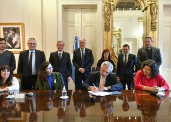 Acuerdo para limitar las subas de los remedios por 60 días