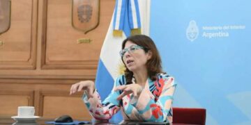 En medio de la tensión económica, Batakis, Fernández y Pesce se reúnen en la Casa Rosada