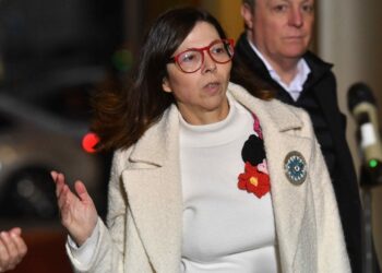 Batakis ya está en Washington donde se reunirá con Georgieva y funcionarios del Tesoro