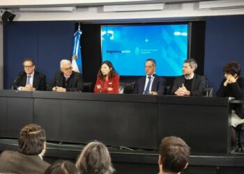 Batakis consiguió calmar a los mercados