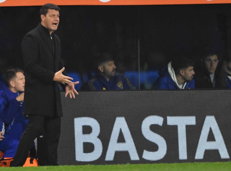 Battaglia fue despedido por Boca tras la eliminación de la Copa Libertadores