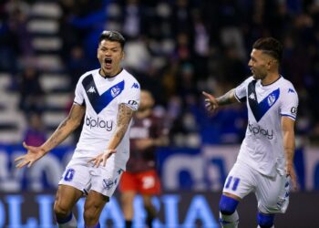 Vélez se lo empató en la última a River