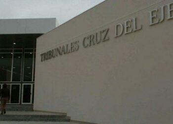 Una mujer murió ahorcada y la Fiscalía detuvo a su pareja