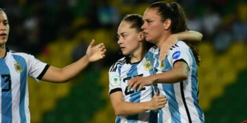 Argentina goleó a Perú