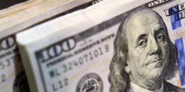 La jornada financiera estuvo marcada por la volatilidad del dólar