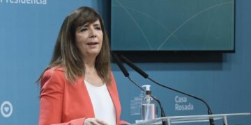 Cerruti sostuvo «no jueguen con la mesa de los argentinos»