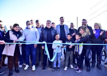 Llaryora reapareció en público junto a Siciliano en Los Sauces