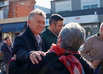 Macri pidió «retomar el rumbo de los ’90» y ponderó a Sarmiento