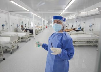 Los números de contagios por coronavirus subieron 17% más que la semana pasada