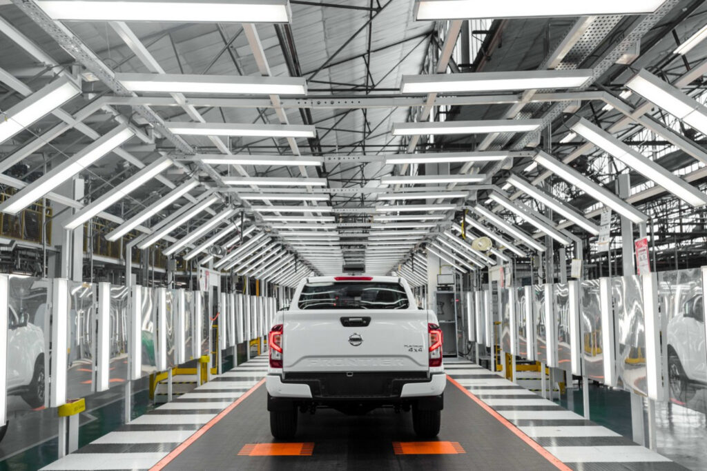 Nissan agregará otro turno de producción en su planta local