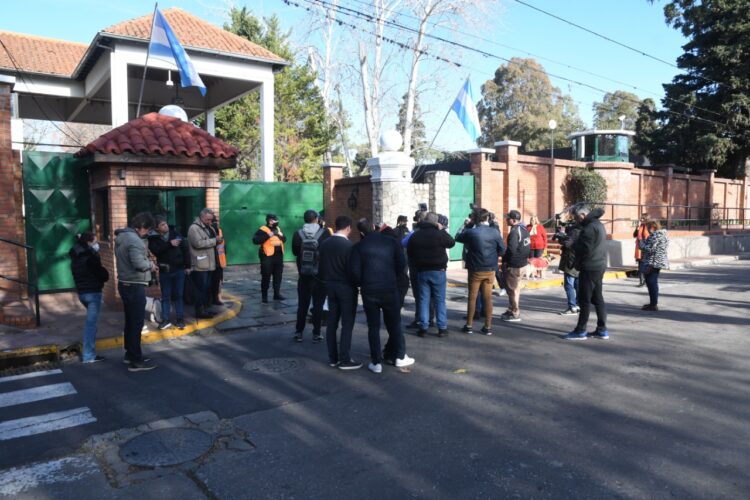 La oposición provincial reclamó "responsabilidad y credibilidad"