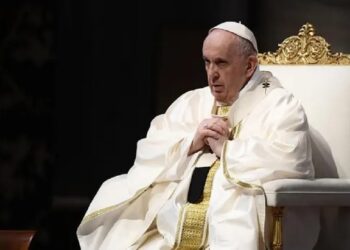 El papa pidió que se «retomen las negociaciones» para lograr la paz en Ucrania