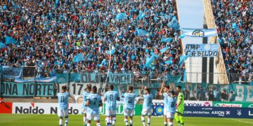 Piensa en Estudiantes